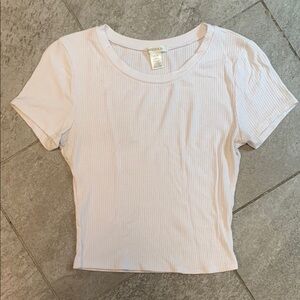White Ribbed Crop Women’s Short Sleeve Top Size Medium